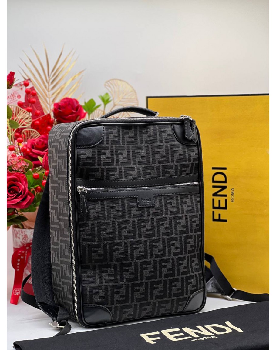 Fendi roma outlet backpack